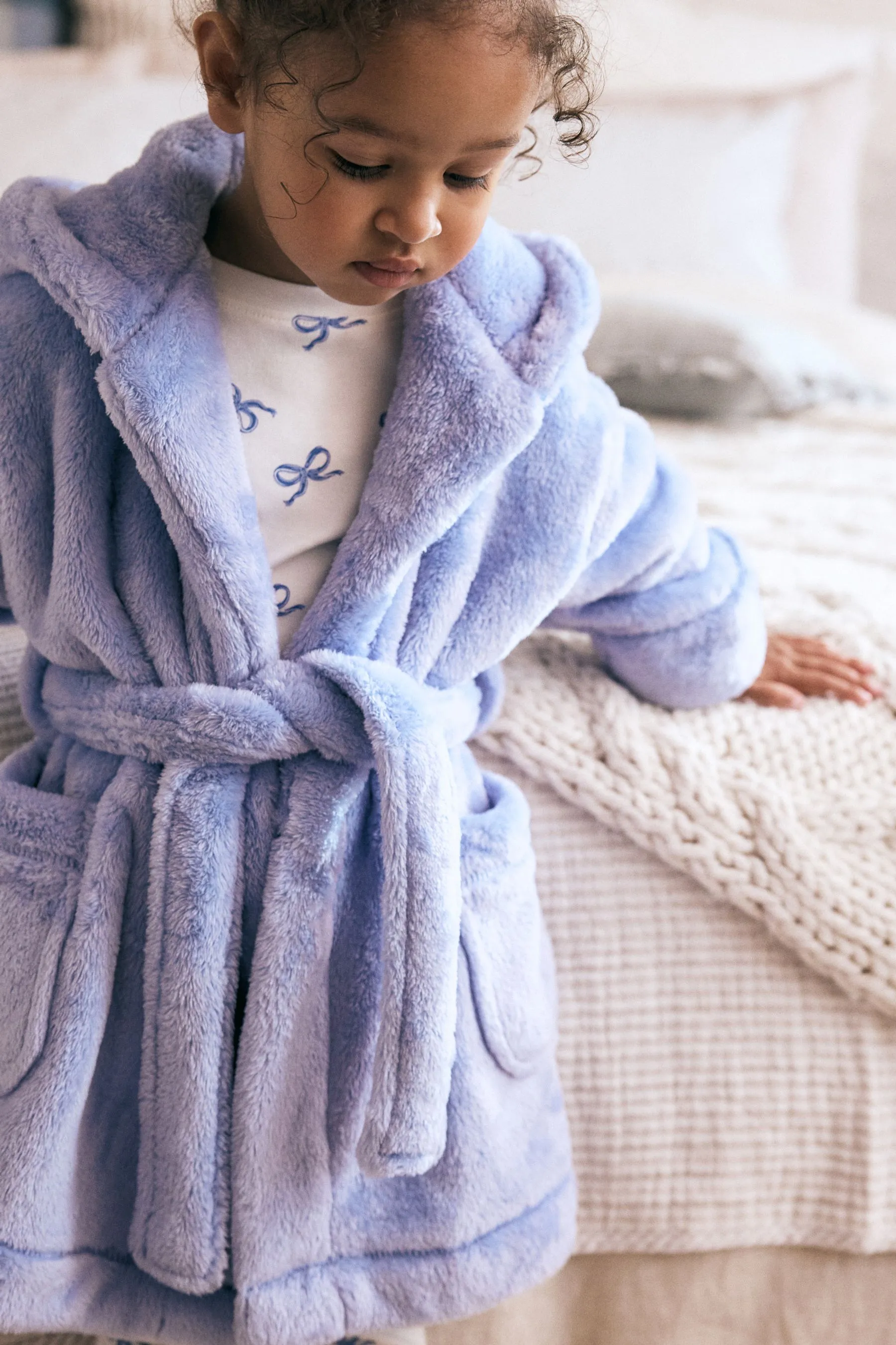AZUL  BATA DE POLAR SUAVE AL TACTO (9 MESES A 16 AñOS)