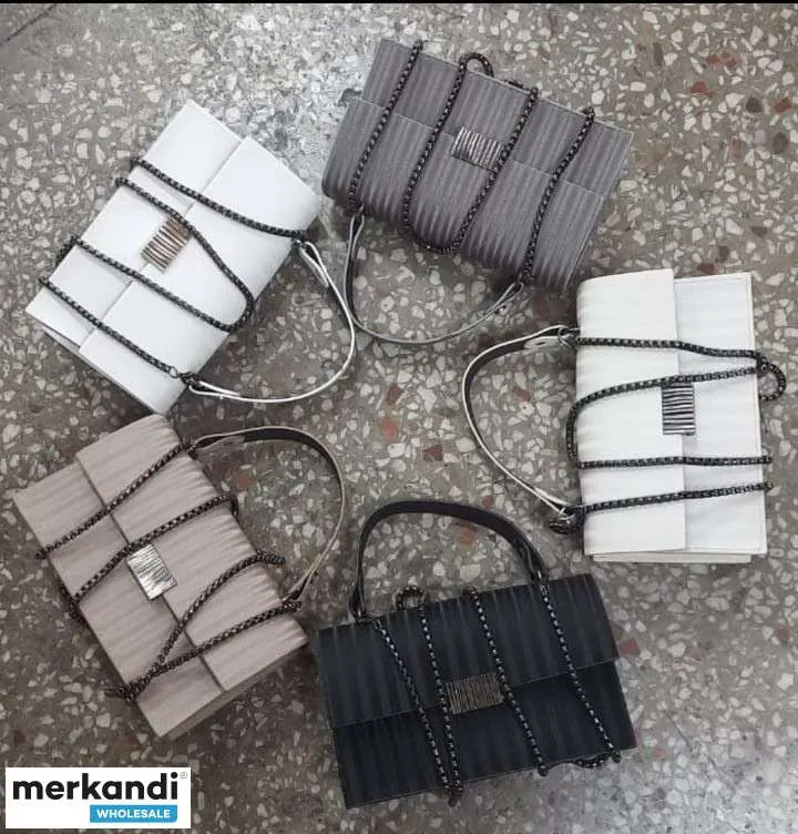 Bolsos de moda femenina de Turquía para mayoristas a precios de martillo.
