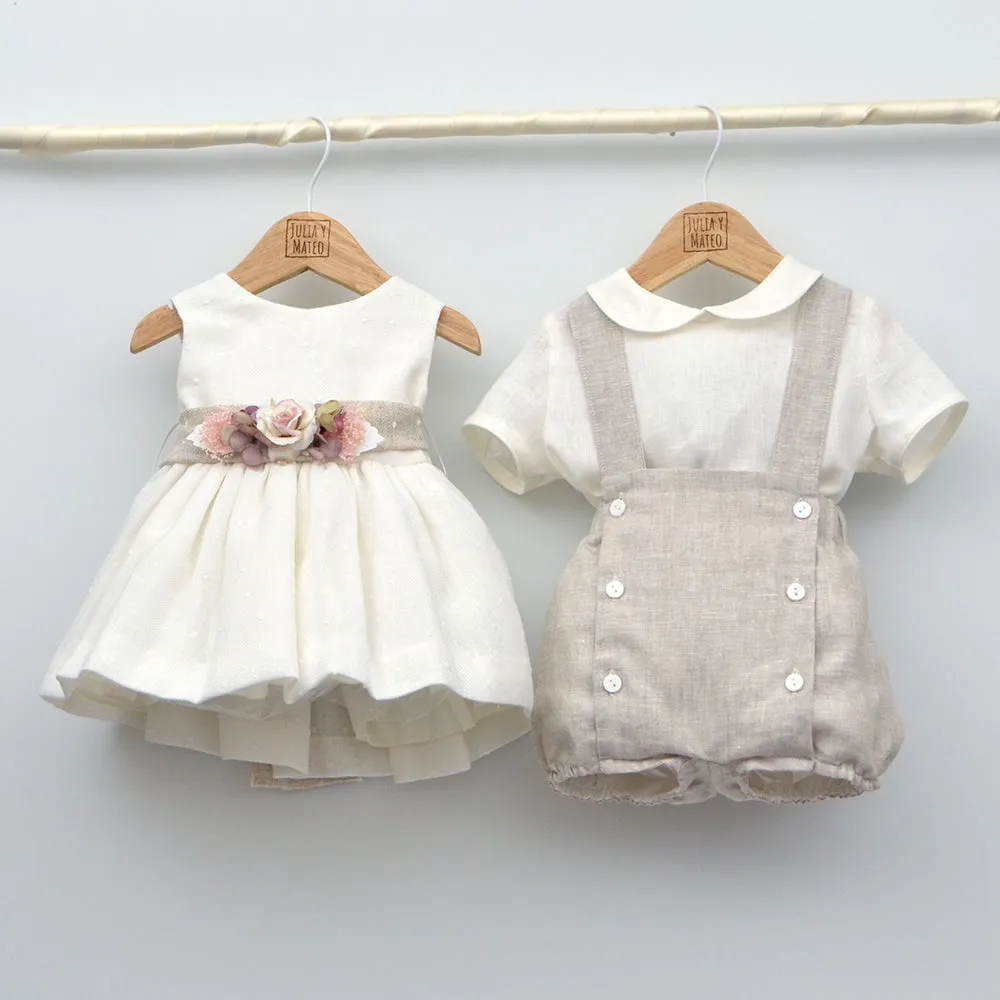 Conjunto lino Leo con camisa cuello Mao, pajarita, tirantes y pantalón con Fajín