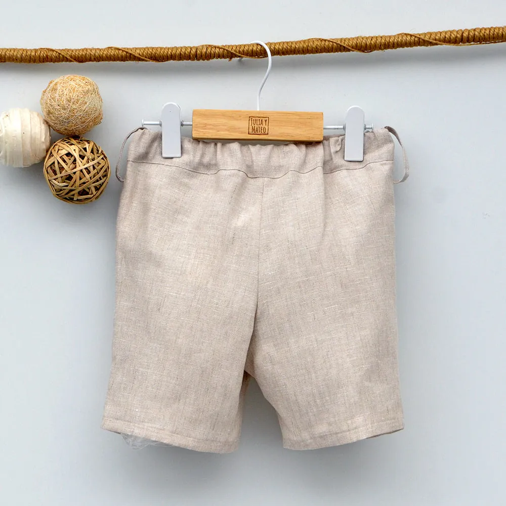 Conjunto lino Leo con camisa cuello Mao, pajarita, tirantes y pantalón con Fajín