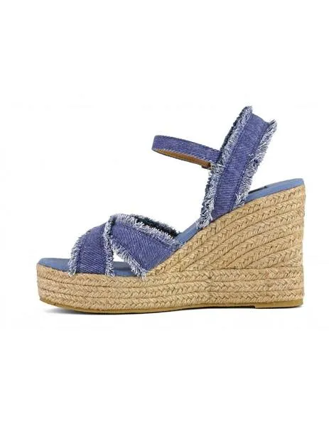 Cuña de yute en denim con flecos