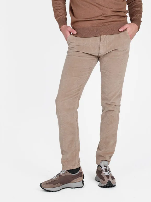 Johnny Looper Pantalón de hombre slim fit de terciopelo