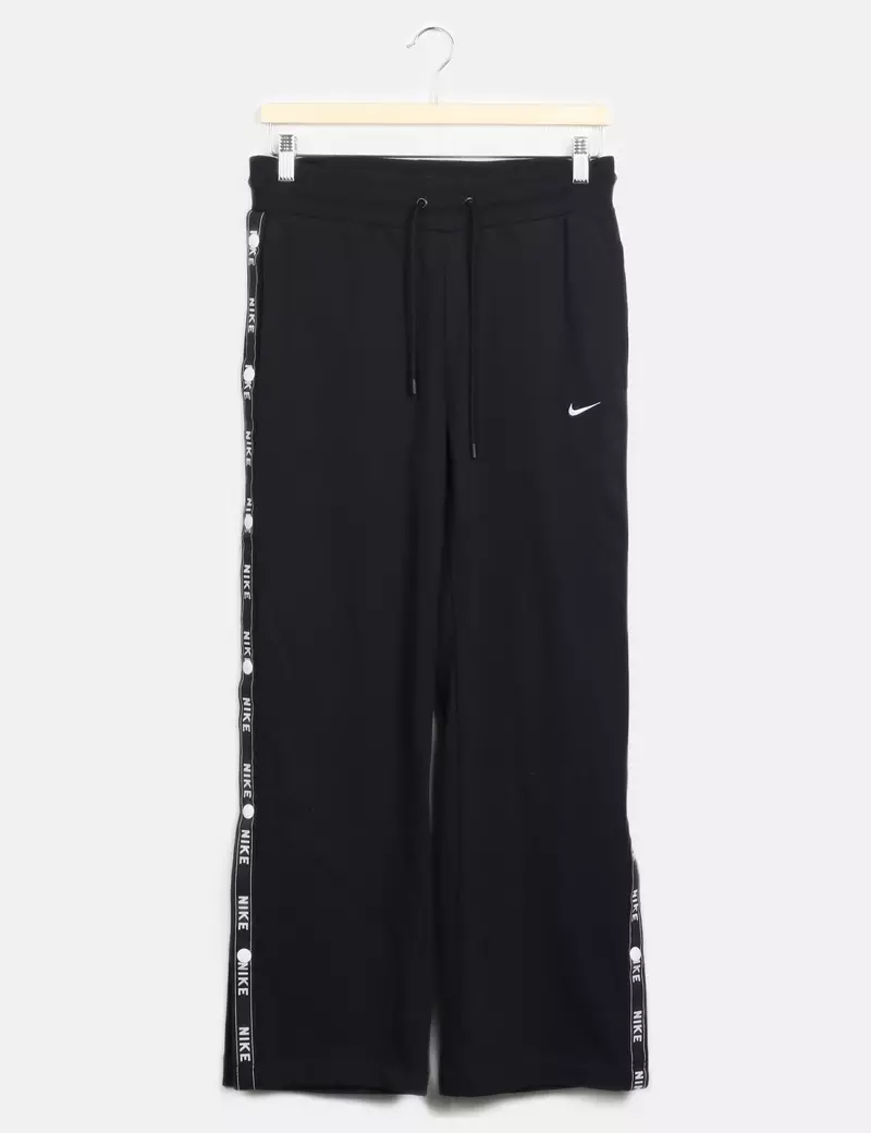 Nike Pantalones de chándal y joggers Anchos