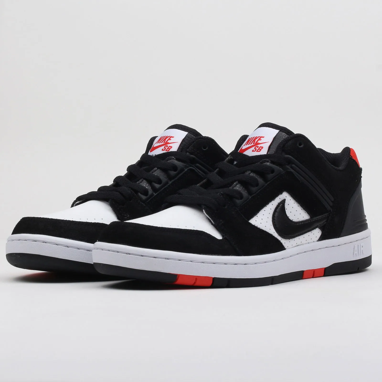 Nike SB Air Force 2 Low ''Bred''