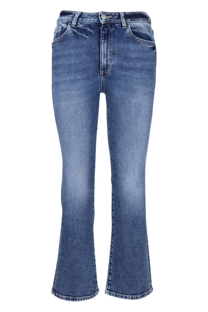 Pantalón vaquero azul semicorto 