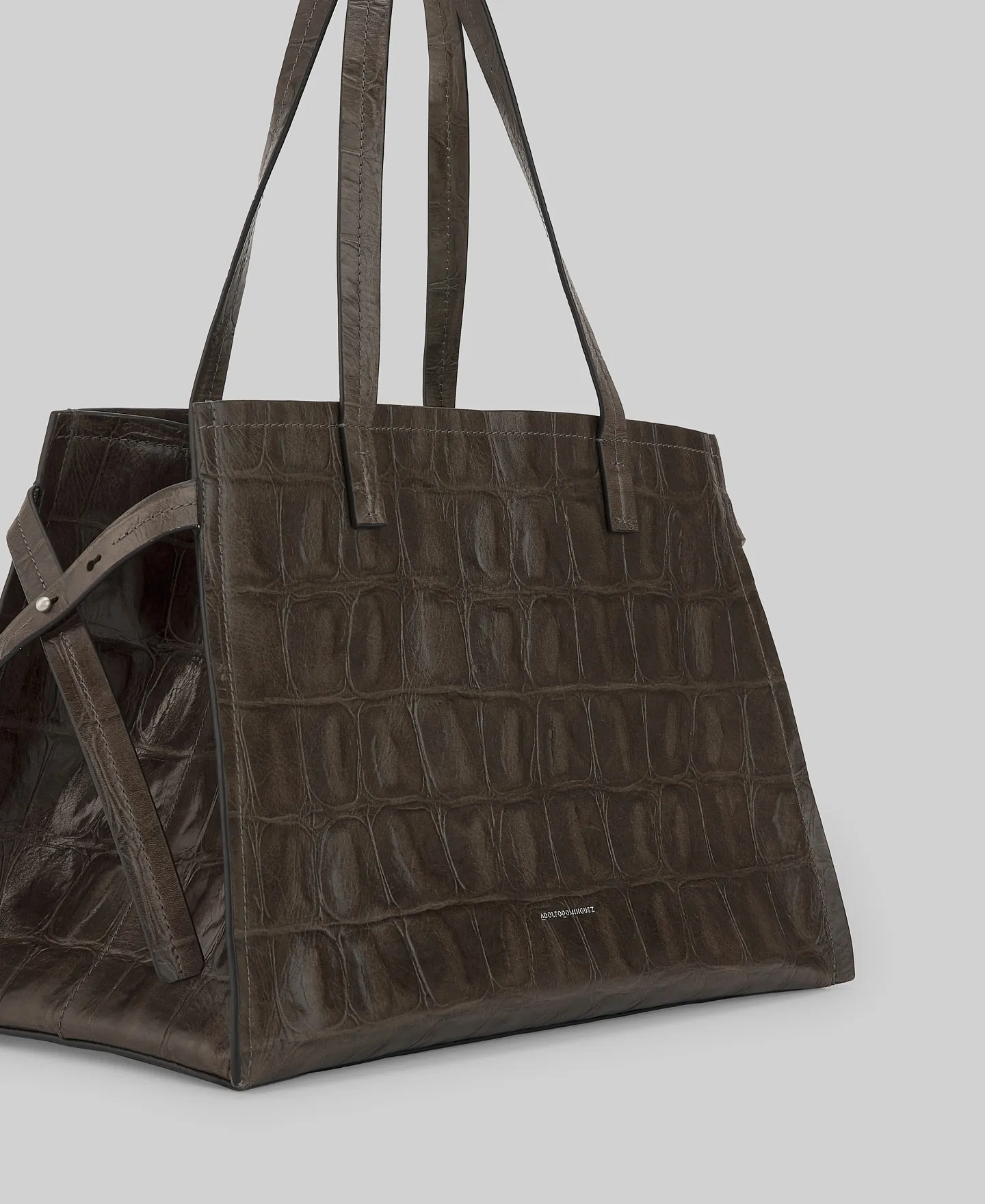 Responsible leather coco bag woman
