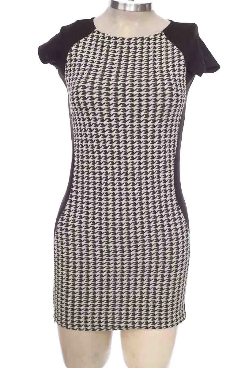 VESTIDO / ENTERIZO COLOR NEGRO  NUCLEON